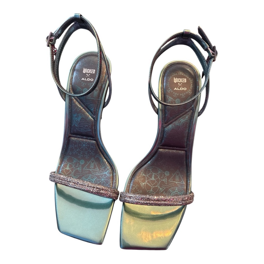 Wicked X Aldo Bewitching Elphaba Green heels size 9 US